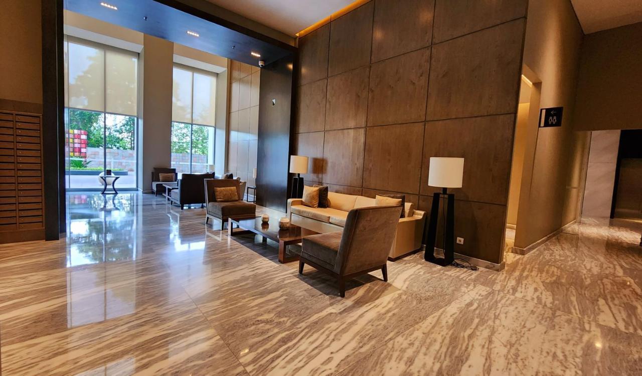 Unforgettable Nights Next To Ascott Sudirman -Min Stay 3 Nights- Jacarta Exterior foto